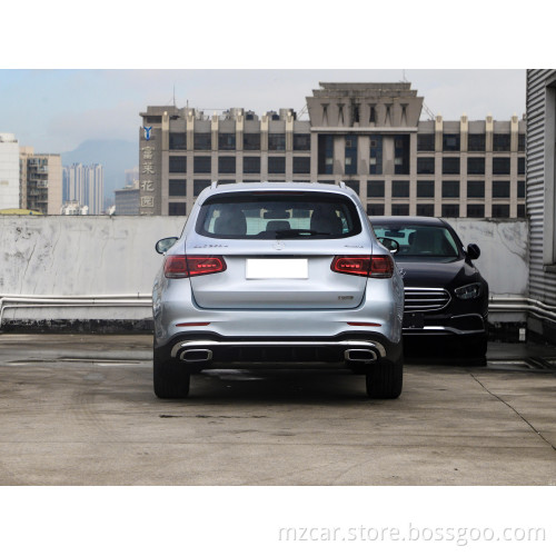Mercedesbenz GLB 2023 GLB 200 Sporty SUV -brandstof Auto Grote ruimte Interieur Luxe 163 pk 1.3t op voorraad